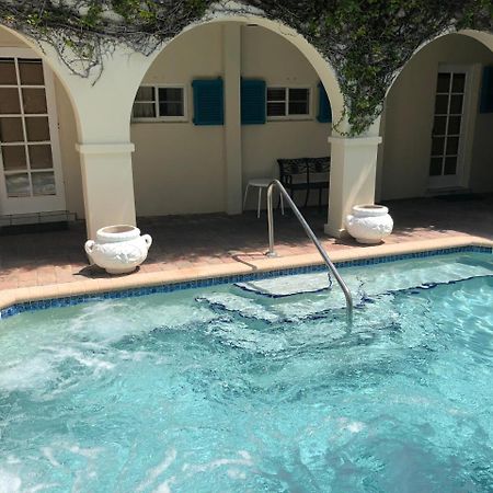 Courtyard Villa Hotel Lauderdale-by-the-Sea Bagian luar foto
